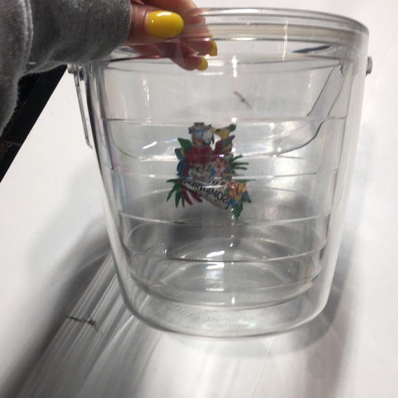 Tervis It’s 5 O’Clock Somewhere ice bucket - Picture 4 of 8